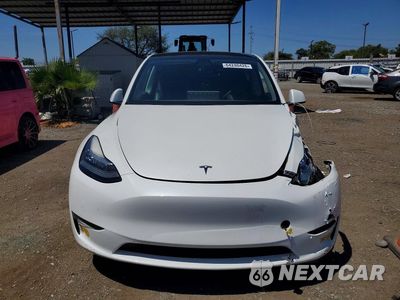 Piąte zdjęcie samochodu w środku: 2022 TESLA MODEL Y VIN:7SAYGDEE1NF358245 - miniatura