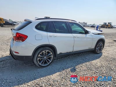 Trzecie zdjęcie samochodu z tyłu: 2014 BMW X1 XDRIVE35I VIN:WBAVM5C53EVV93164 - miniatura