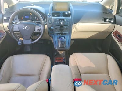 Zdjęcie 8 z 13 samochodu: 2010 LEXUS HS 250H VIN:JTHBB1BA0A2035561 - miniatura