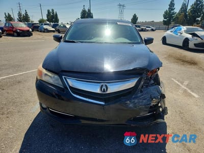 Piąte zdjęcie samochodu w środku: 2013 ACURA ILX HYBRID TECH VIN:19VDE3F75DE300146 - miniatura