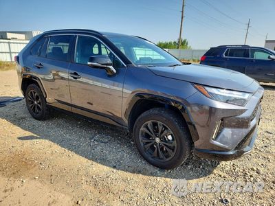 Czwarte zdjęcie samochodu z boku: 2024 TOYOTA RAV4 XSE VIN:4T3E6RFV8RU166738 - miniatura