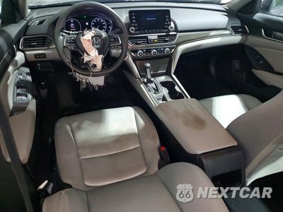 Zdjęcie 8 z 12 samochodu: 2019 HONDA ACCORD LX VIN:1HGCV1F12KA064401 - miniatura