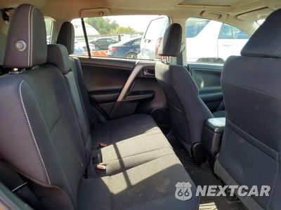 Zdjęcie 11 z 13 samochodu: 2017 TOYOTA RAV4 XLE VIN:2T3RFREV2HW628535 - miniatura