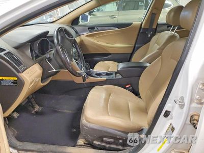 Zdjęcie 7 z 13 samochodu: 2014 HYUNDAI SONATA HYBRID VIN:KMHEC4A49EA102514 - miniatura
