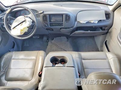 Zdjęcie 8 z 12 samochodu: 2002 FORD F150 SUPERCREW VIN:1FTRW08L12KB71092 - miniatura