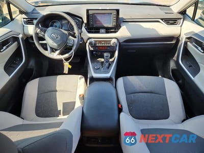 Zdjęcie 8 z 13 samochodu: 2021 TOYOTA RAV4 XLE VIN:4T3RWRFV2MU034939 - miniatura