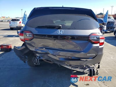 Zdjęcie 6 z 13 samochodu: 2025 HONDA PILOT TOURING VIN:5FNYG1H77SB089303 - miniatura