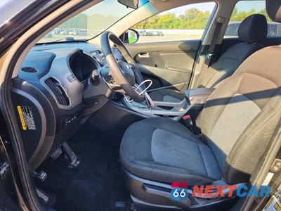 Zdjęcie 7 z 13 samochodu: 2016 KIA SPORTAGE LX VIN:KNDPB3AC4G7848628 - miniatura