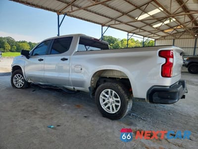 Drugie zdjęcie samochodu z przodu: 2020 CHEVROLET SILVERADO K1500 VIN:3GCUYAEF5LG393667 - miniatura