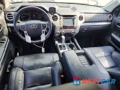 Zdjęcie 8 z 12 samochodu: 2019 TOYOTA TUNDRA PLATINUM VIN:5TFAY5F18KX828642 - miniatura