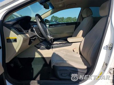 Zdjęcie 7 z 12 samochodu: 2017 HYUNDAI SONATA SPORT VIN:5NPE34AF1HH498506 - miniatura