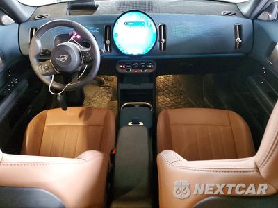 Zdjęcie 8 z 12 samochodu: 2025 MINI COUNTRYMAN S ALL4 VIN:WMZ23GA01S7T66485 - miniatura