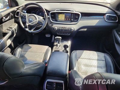 Zdjęcie 8 z 13 samochodu: 2016 KIA SORENTO SX LIMITED V6 VIN:5XYPK4A50GG151550 - miniatura