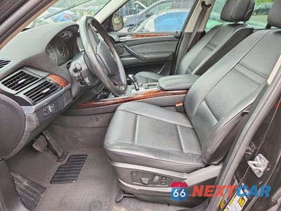 Zdjęcie 7 z 12 samochodu: 2012 BMW X5 XDRIVE50I VIN:5UXZV8C57CL425490 - miniatura