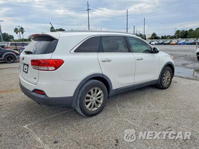 Trzecie zdjęcie samochodu z tyłu: 2016 KIA SORENTO LX VIN:5XYPG4A38GG091484 - miniatura