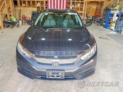 Piąte zdjęcie samochodu w środku: 2018 HONDA CIVIC LX VIN:2HGFC2F55JH522430 - miniatura