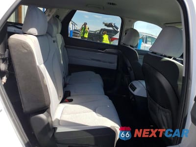 Zdjęcie 10 z 13 samochodu: 2022 HYUNDAI PALISADE SE VIN:KM8R1DHE4NU388762 - miniatura