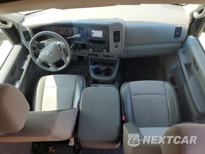 Zdjęcie 8 z 13 samochodu: 2014 NISSAN NV2500 DELIVERY VAN VIN:1N6BF0LY4EN105513 - miniatura