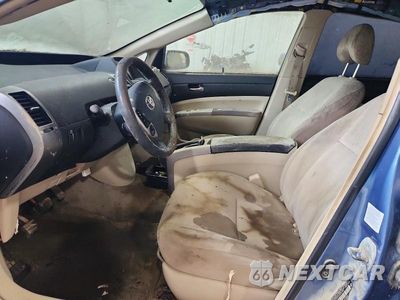 Zdjęcie 7 z 12 samochodu: 2004 TOYOTA PRIUS BASE VIN:JTDKB20U640073784 - miniatura