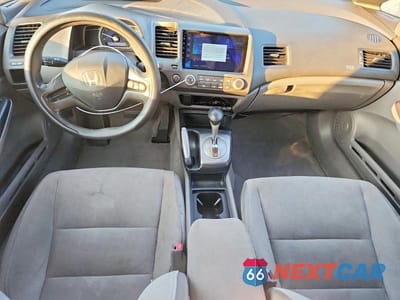 Zdjęcie 8 z 12 samochodu: 2008 HONDA CIVIC LX VIN:2HGFA16588H303682 - miniatura