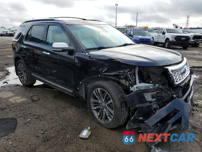 Czwarte zdjęcie samochodu z boku: 2016 FORD EXPLORER PLATINUM VIN:1FM5K8HT4GGB85566 - miniatura