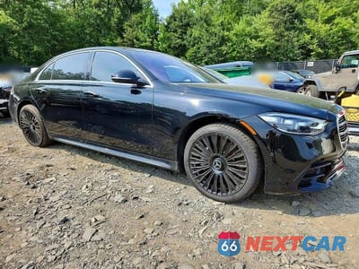 Czwarte zdjęcie samochodu z boku: 2022 MERCEDES-BENZ S 500 4MATIC VIN:W1K6G6DB8NA147372 - miniatura