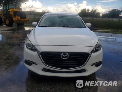 Piąte zdjęcie samochodu w środku: 2018 MAZDA 3 TOURING VIN:3MZBN1V39JM197071 - miniatura