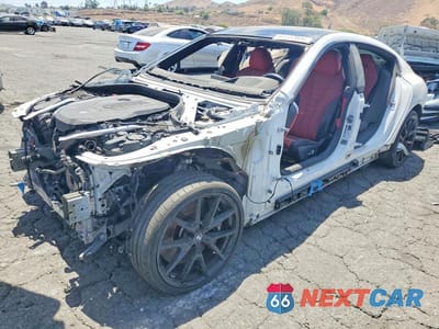 2023 BMW 840XI WBAGV4C08PCN00805 - główne zdjęcie licytacji z USA - miniatura