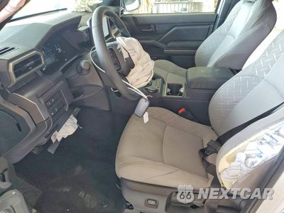 Zdjęcie 7 z 12 samochodu: 2026 TOYOTA TACOMA SR5 VIN:3TMLB5JN6TM259706 - miniatura