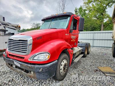 2006 FREIGHTLINER COLUMBIA 120 SEMI TRUCK 1FUJA6CK36LV59558 - główne zdjęcie licytacji z USA - miniatura