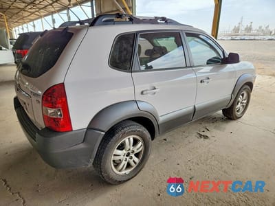 Trzecie zdjęcie samochodu z tyłu: 2006 HYUNDAI TUCSON GLS VIN:KM8JN72D76U334621 - miniatura