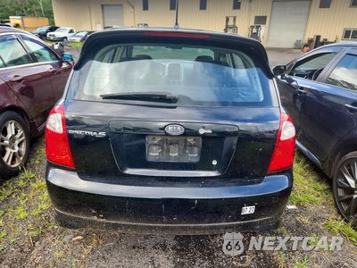 Zdjęcie 6 z 13 samochodu: 2005 KIA SPECTRA SPECTRA5 VIN:KNAFE161955119612 - miniatura