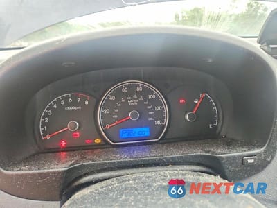 Zdjęcie 9 z 12 samochodu: 2010 HYUNDAI ELANTRA GLS VIN:KMHDU4AD6AU966079 - miniatura