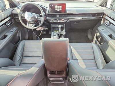 Zdjęcie 8 z 14 samochodu: 2025 HONDA CR-V SPORT TOURING VIN:7FARS6H92SE103971 - miniatura