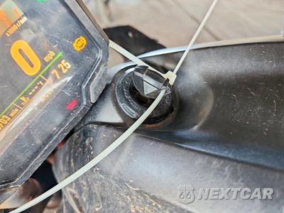 Zdjęcie 8 z 9 samochodu: 2022 KAWASAKI ER650 K VIN:ML5EREK14NDA64232 - miniatura