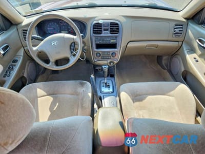 Zdjęcie 8 z 12 samochodu: 2003 HYUNDAI SONATA BASE VIN:KMHWF25H33A855465 - miniatura