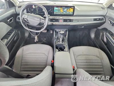 Zdjęcie 8 z 12 samochodu: 2025 KIA K4 EX VIN:3KPFU4DEXSE168301 - miniatura
