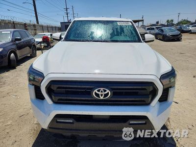 Piąte zdjęcie samochodu w środku: 2026 TOYOTA TACOMA SR5 VIN:3TMKB5FN3TM063954 - miniatura