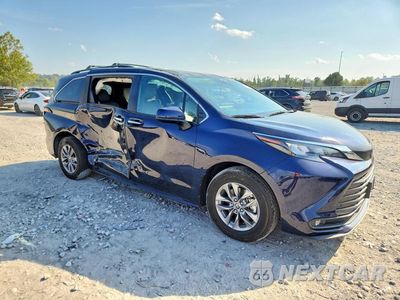Czwarte zdjęcie samochodu z boku: 2025 TOYOTA SIE VIN:5TDJSKFC4SS179767 - miniatura