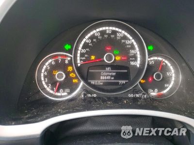 Zdjęcie 9 z 12 samochodu: 2016 VOLKSWAGEN BEETLE S/SE VIN:3VW517AT5GM814251 - miniatura