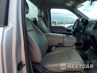 Zdjęcie 10 z 12 samochodu: 2018 FORD F150 VIN:1FTMF1CB3JKF07239 - miniatura