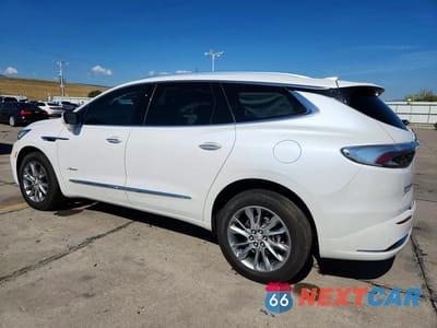 Drugie zdjęcie samochodu z przodu: 2023 BUICK ENCLAVE AVENIR VIN:5GAEVCKW9PJ203176 - miniatura