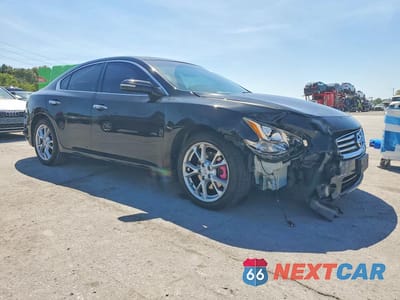 Czwarte zdjęcie samochodu z boku: 2012 NISSAN MAXIMA 3.5 S VIN:1N4AA5AP5CC819041 - miniatura