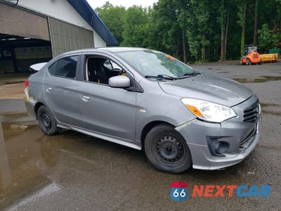 Czwarte zdjęcie samochodu z boku: 2019 MITSUBISHI MIRAGE G4 ES VIN:ML32F3FJ2KHF08585 - miniatura
