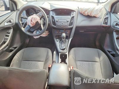 Zdjęcie 8 z 12 samochodu: 2018 FORD FOCUS SE VIN:1FADP3FE8JL322800 - miniatura