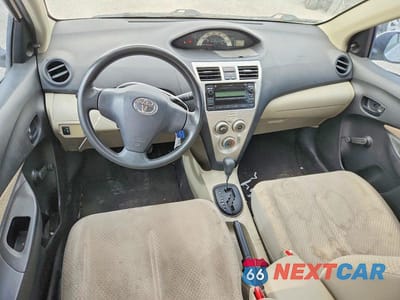 Zdjęcie 8 z 12 samochodu: 2008 TOYOTA YARIS BASE VIN:JTDBT923781212217 - miniatura