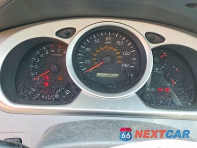 Zdjęcie 9 z 13 samochodu: 2005 TOYOTA HIGHLANDER BASE VIN:JTEEP21A450082161 - miniatura