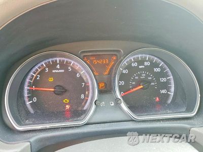 Zdjęcie 9 z 12 samochodu: 2012 NISSAN VERSA 1.6 S VIN:3N1CN7AP0CL817143 - miniatura