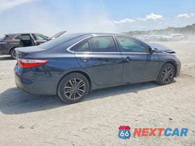 Trzecie zdjęcie samochodu z tyłu: 2016 TOYOTA CAMRY SE VIN:4T1BF1FK0GU203720 - miniatura