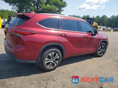 Trzecie zdjęcie samochodu z tyłu: 2020 TOYOTA HIGHLANDER XLE VIN:5TDHZRBH3LS508612 - miniatura